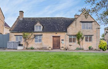 The Copper Rose Holiday Home