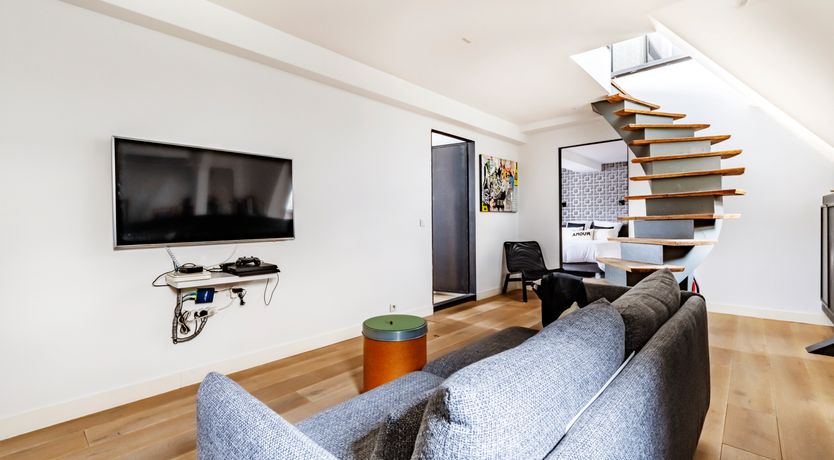 Photo of The French Twist