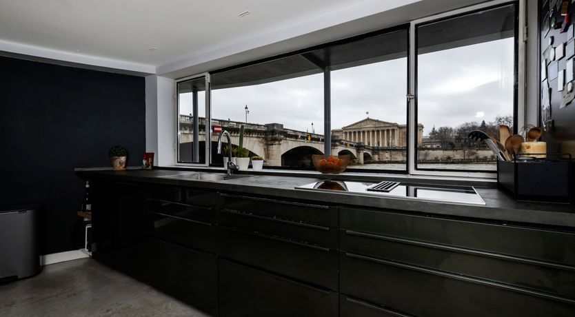 Photo of The French Twist