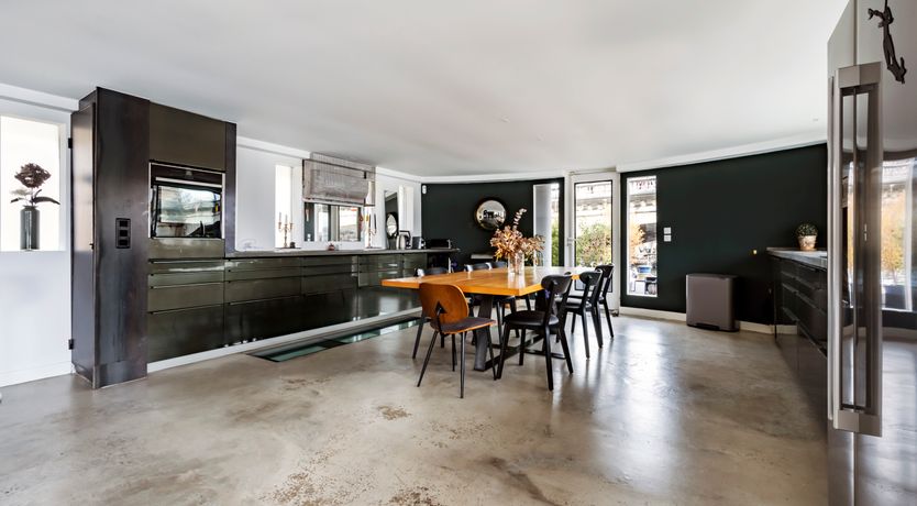 Photo of The French Twist