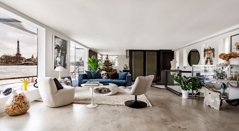 Photo of The French Twist