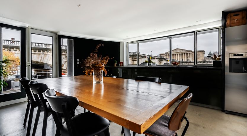 Photo of The French Twist