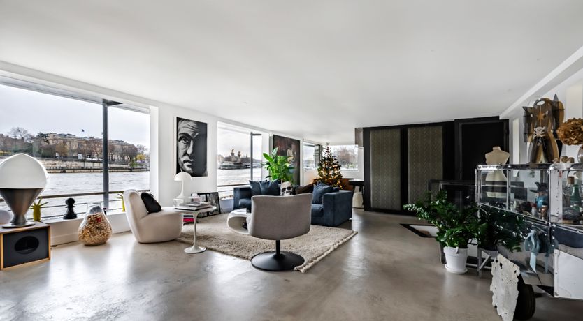 Photo of The French Twist