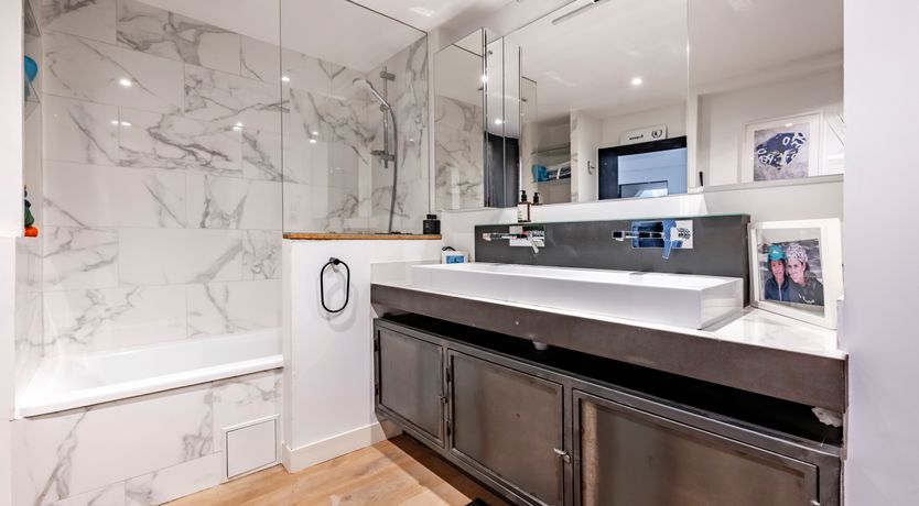 Photo of The French Twist