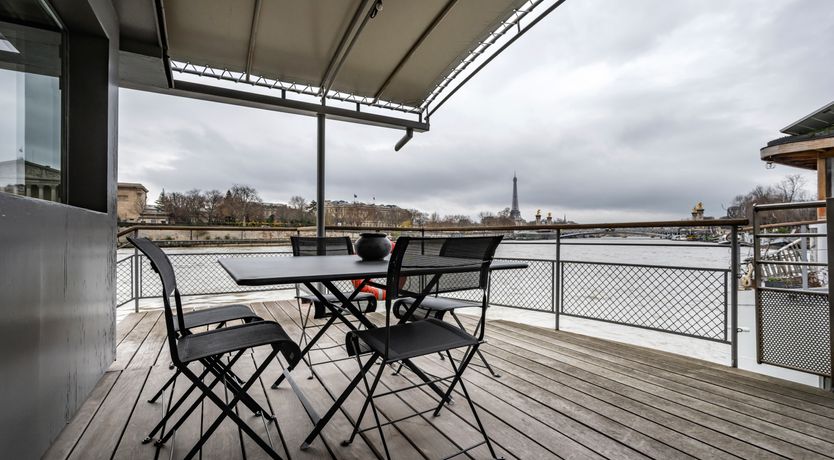 Photo of The French Twist