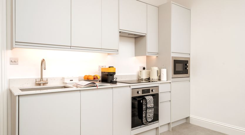 Photo of Earl's Charm