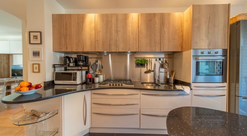 Photo of Florentine Glow