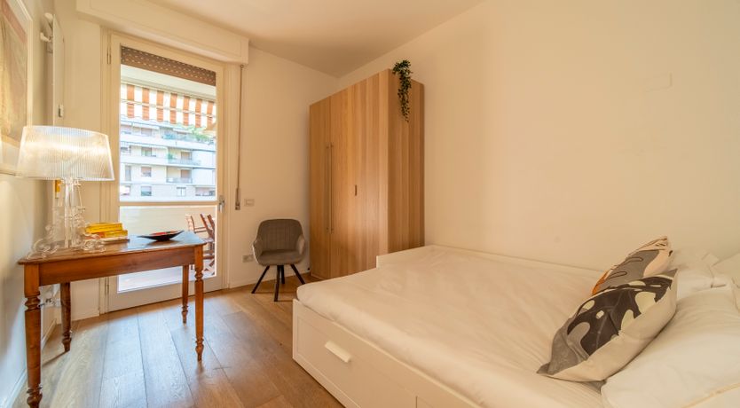 Photo of Florentine Glow