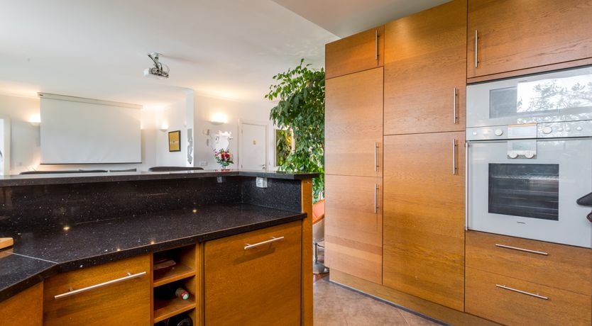 Photo of Parisian Grace