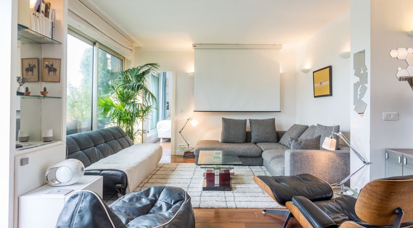 Photo of Parisian Grace