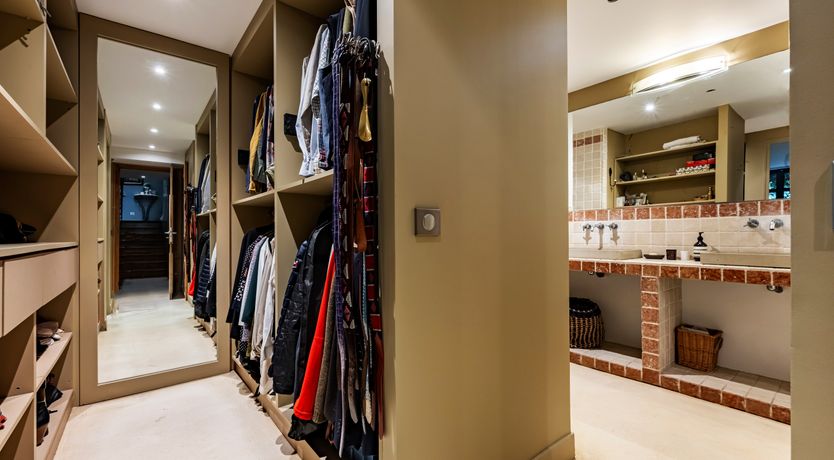 Photo of Master of Elegance