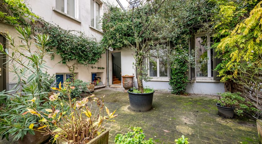 Photo of Master of Elegance