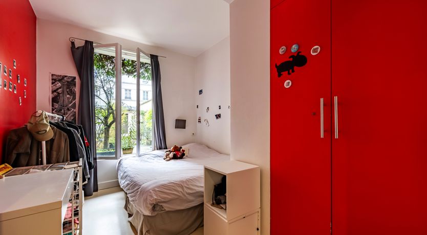 Photo of Master of Elegance