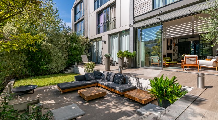 Photo of Riverside Residence