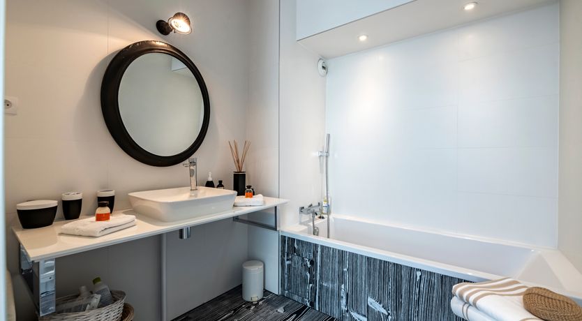 Photo of Riverside Residence