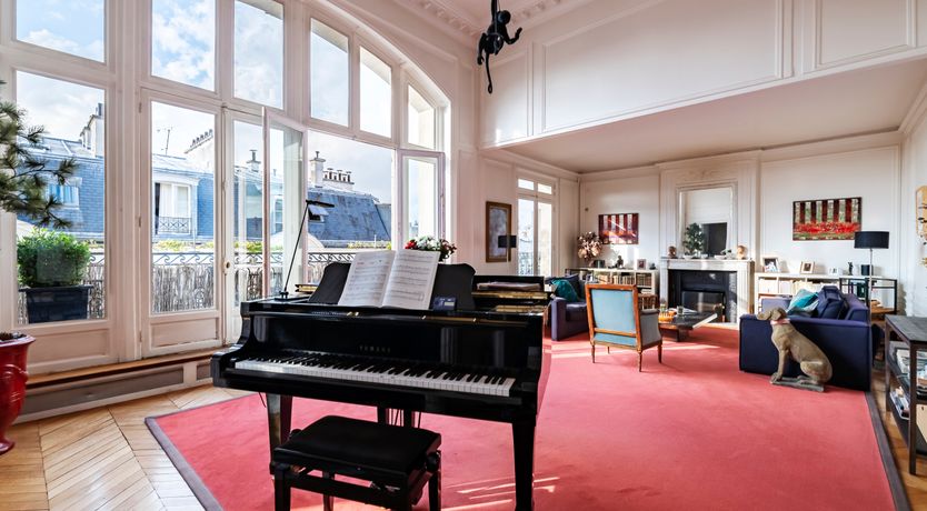 Photo of Sleek & Chic