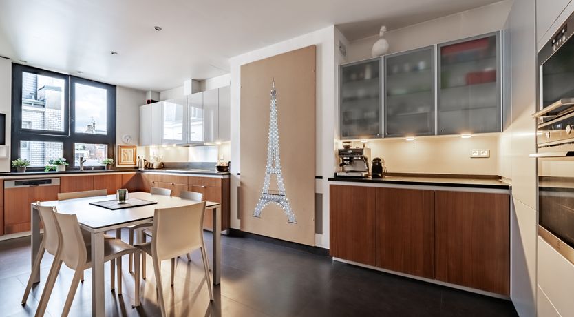 Photo of Sleek & Chic