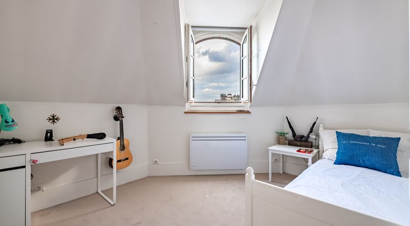 Photo of Sleek & Chic