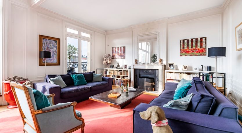 Photo of Sleek & Chic