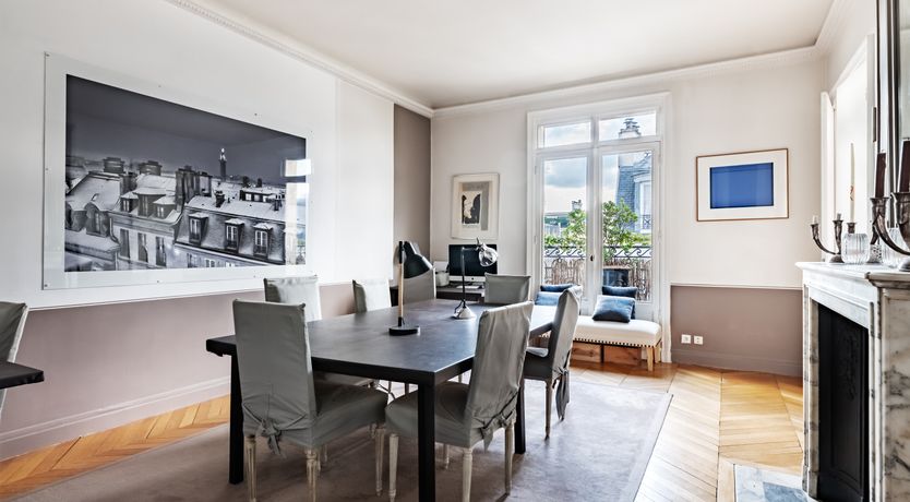 Photo of Sleek & Chic