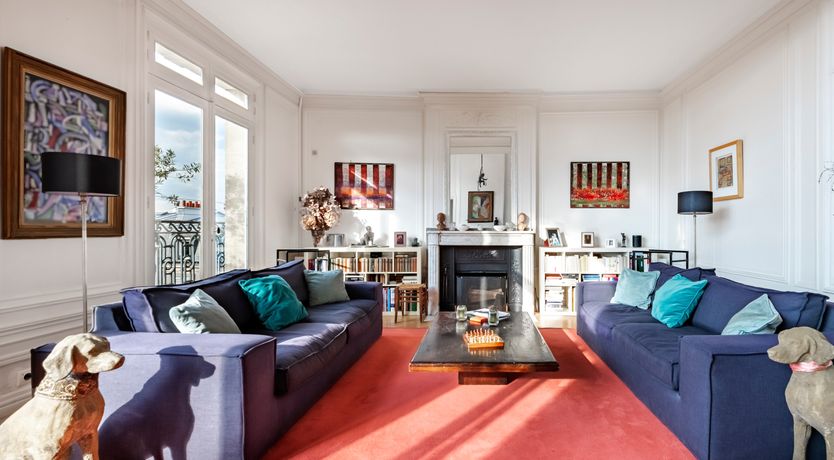 Photo of Sleek & Chic