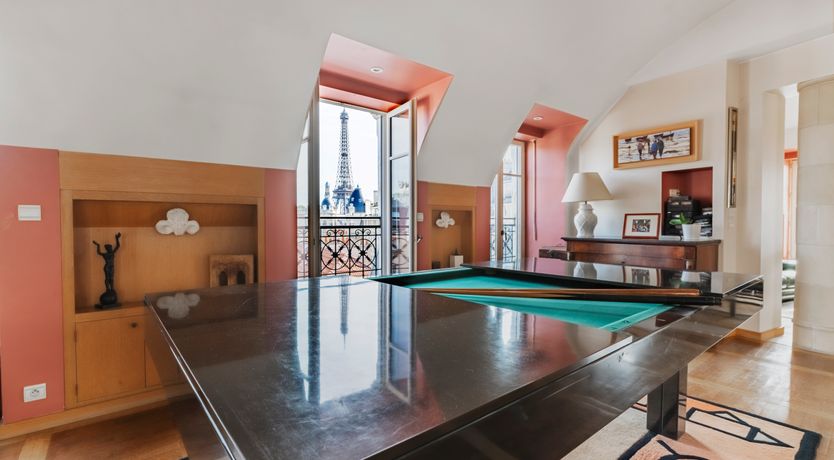 Photo of The Eiffel Outlook