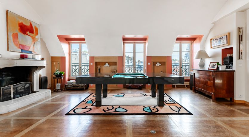 Photo of The Eiffel Outlook