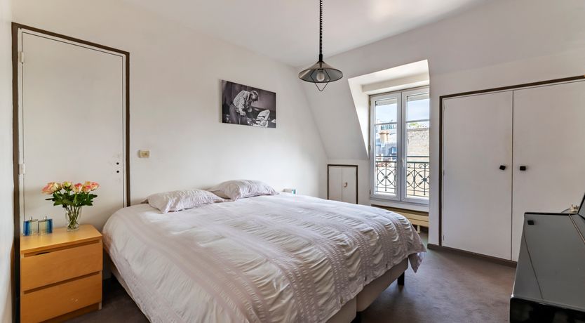 Photo of The Eiffel Outlook