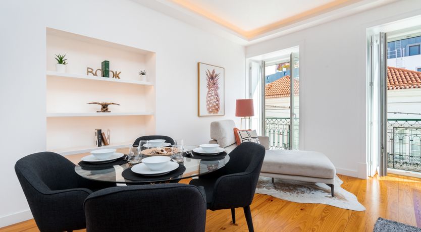 Photo of The Peach Pineapple