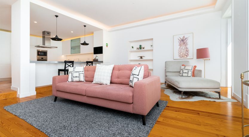 Photo of The Peach Pineapple