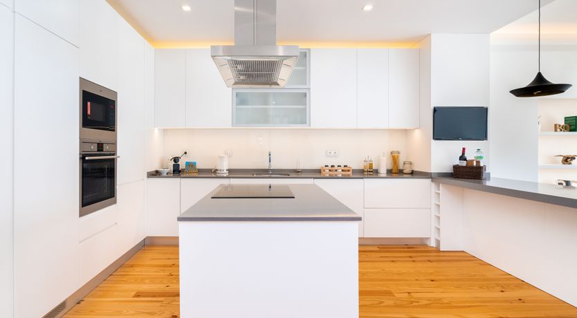 Photo of The Peach Pineapple