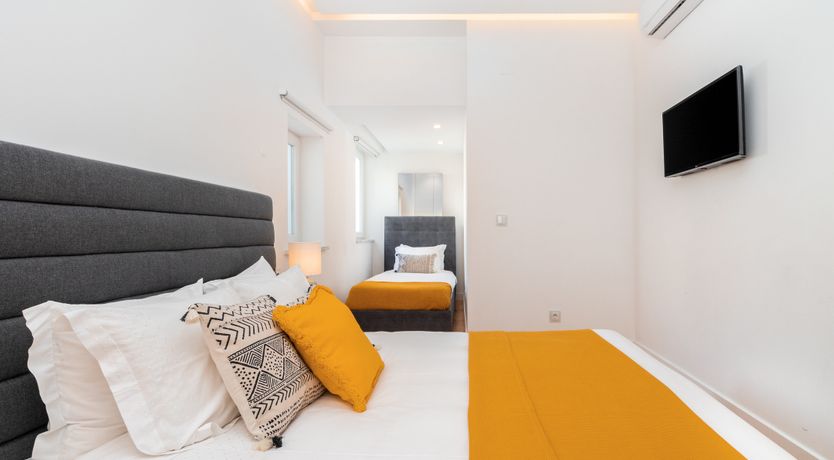 Photo of The Peach Pineapple