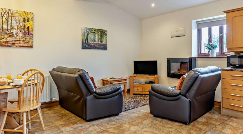 Photo of 2 Bed in Dudleston