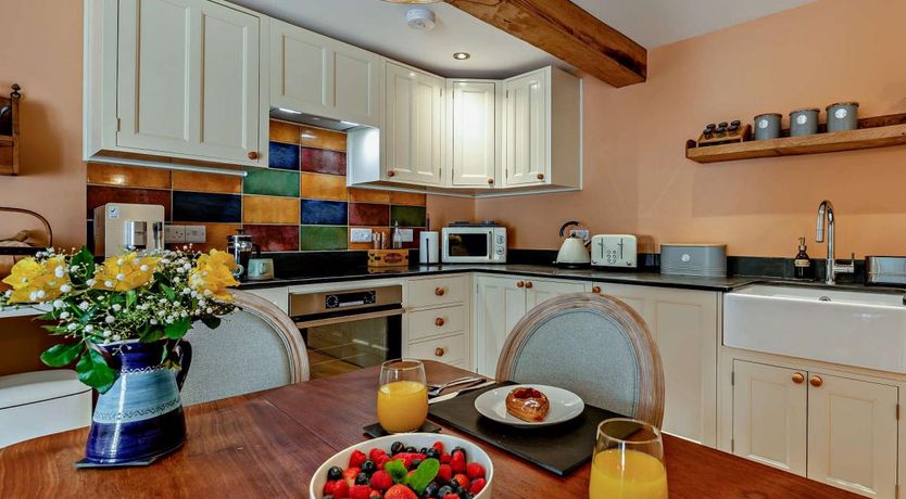 Photo of 1 Bed in Guineaford