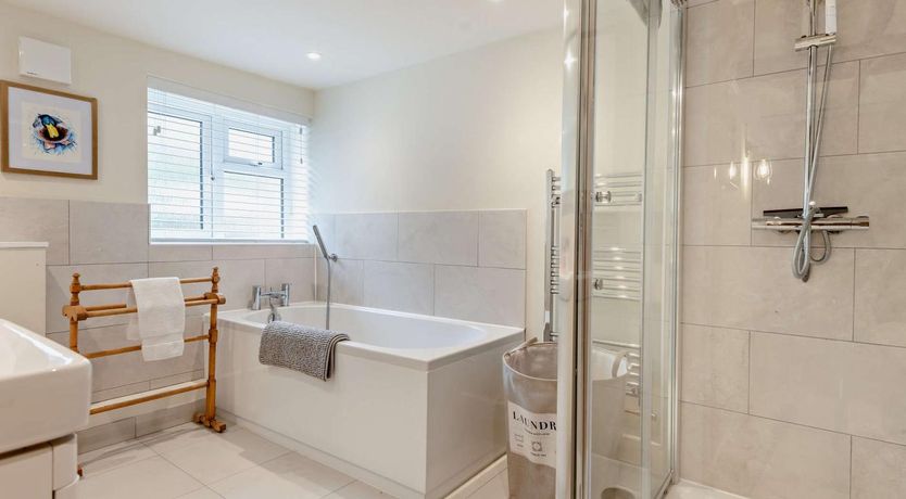 Photo of 3 Bed in Fordingbridge