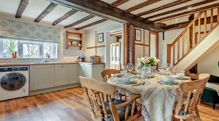 Photo of 3 Bed in Godshill Wood