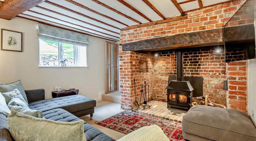 Photo of 3 Bed in Godshill Wood