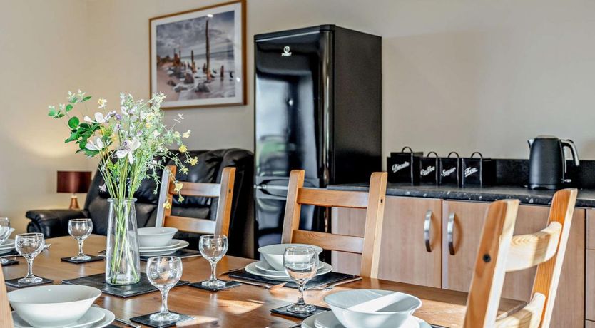 Photo of 3 Bed in Sunniside