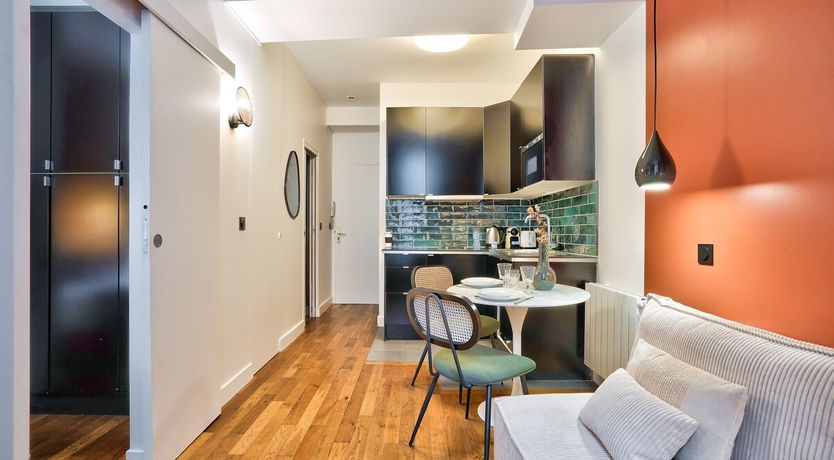 Photo of Chic Parisienne