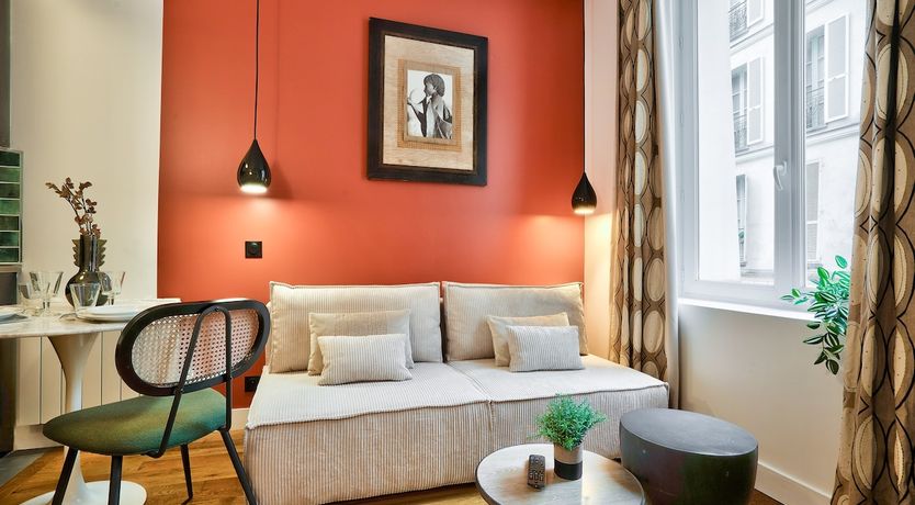 Photo of Chic Parisienne