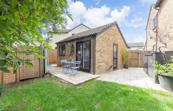 Woodland Peace Holiday Home
