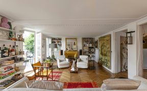 Photo of Rive Gauche Romance