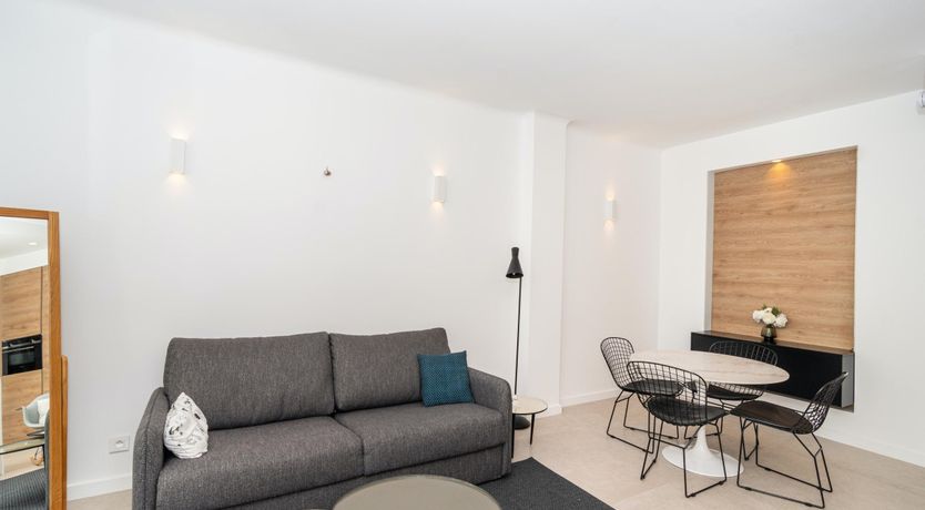 Photo of Riviera Chic