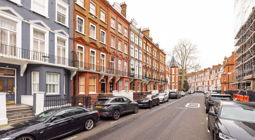 Photo of Solstice & Ivy