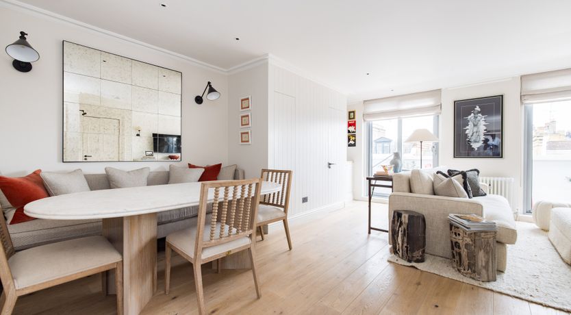 Photo of Solstice & Ivy