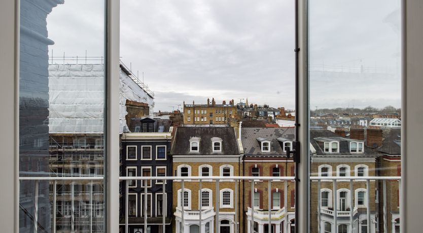 Photo of Solstice & Ivy