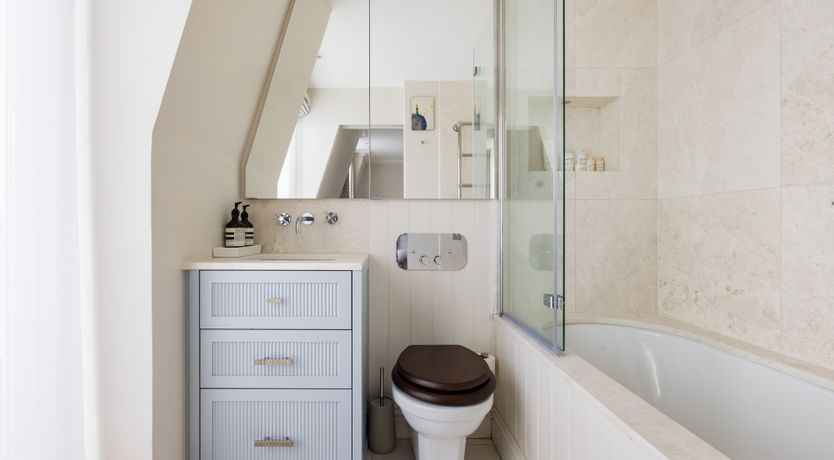 Photo of Solstice & Ivy