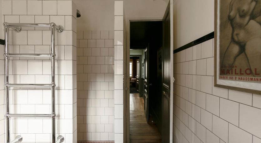 Photo of Montparnasse Muse