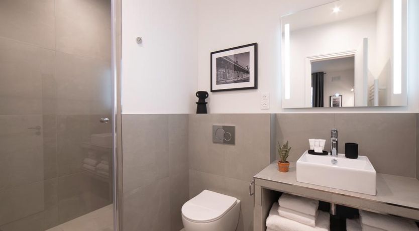 Photo of Lafayette Libretto