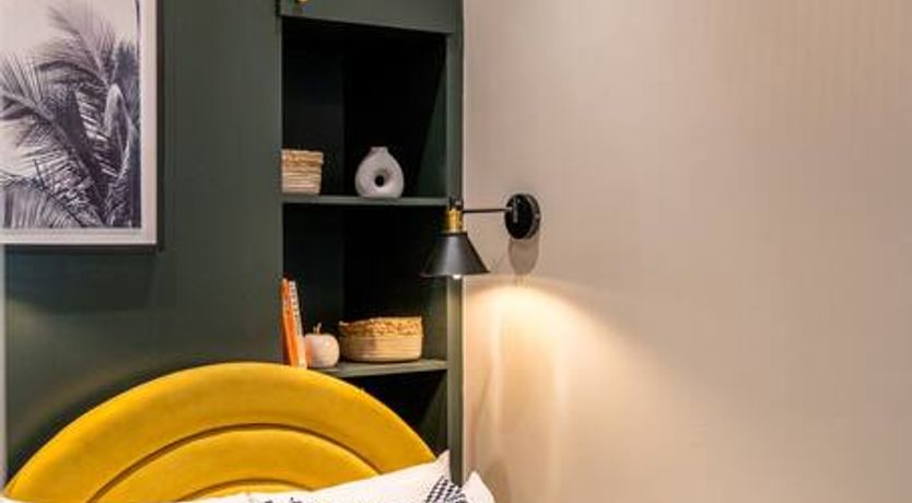 Photo of Crown & Anchor